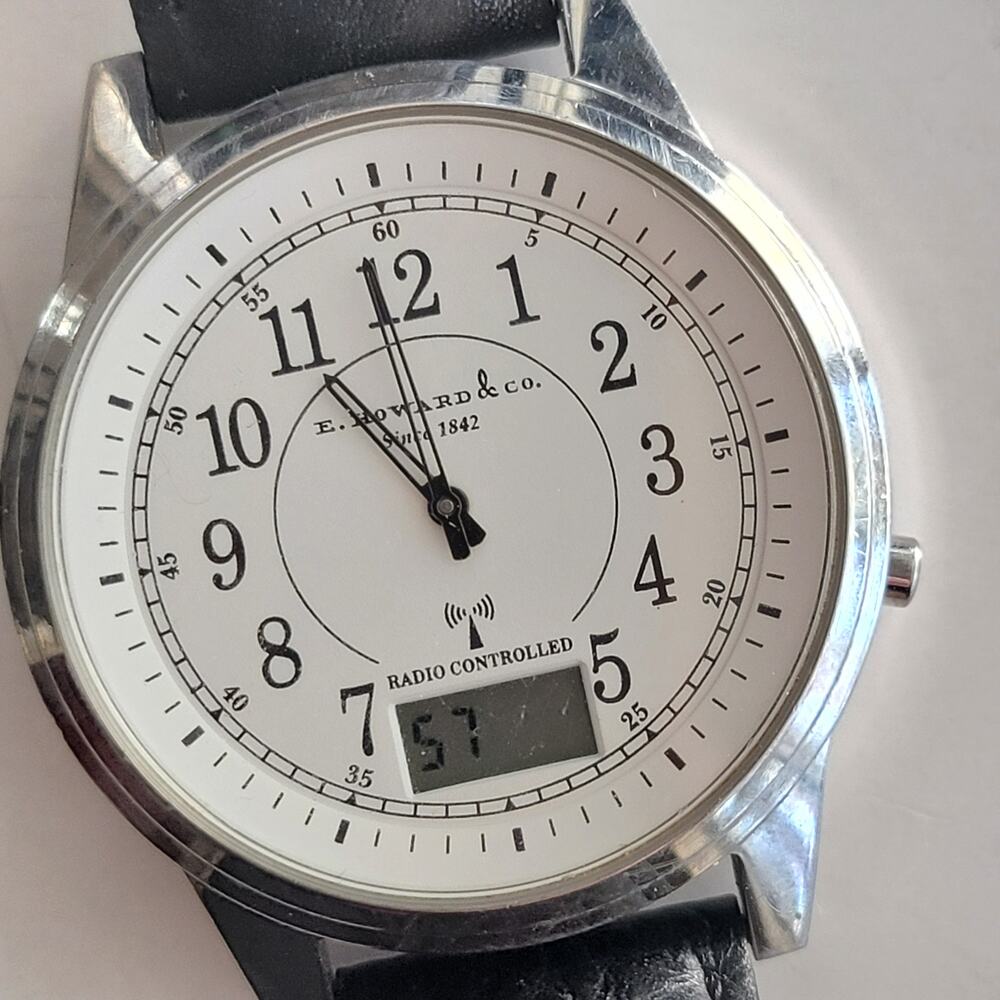Men’s E. Howard EH-23SA Atomic Watch Radio Controlled La Crosse Technology